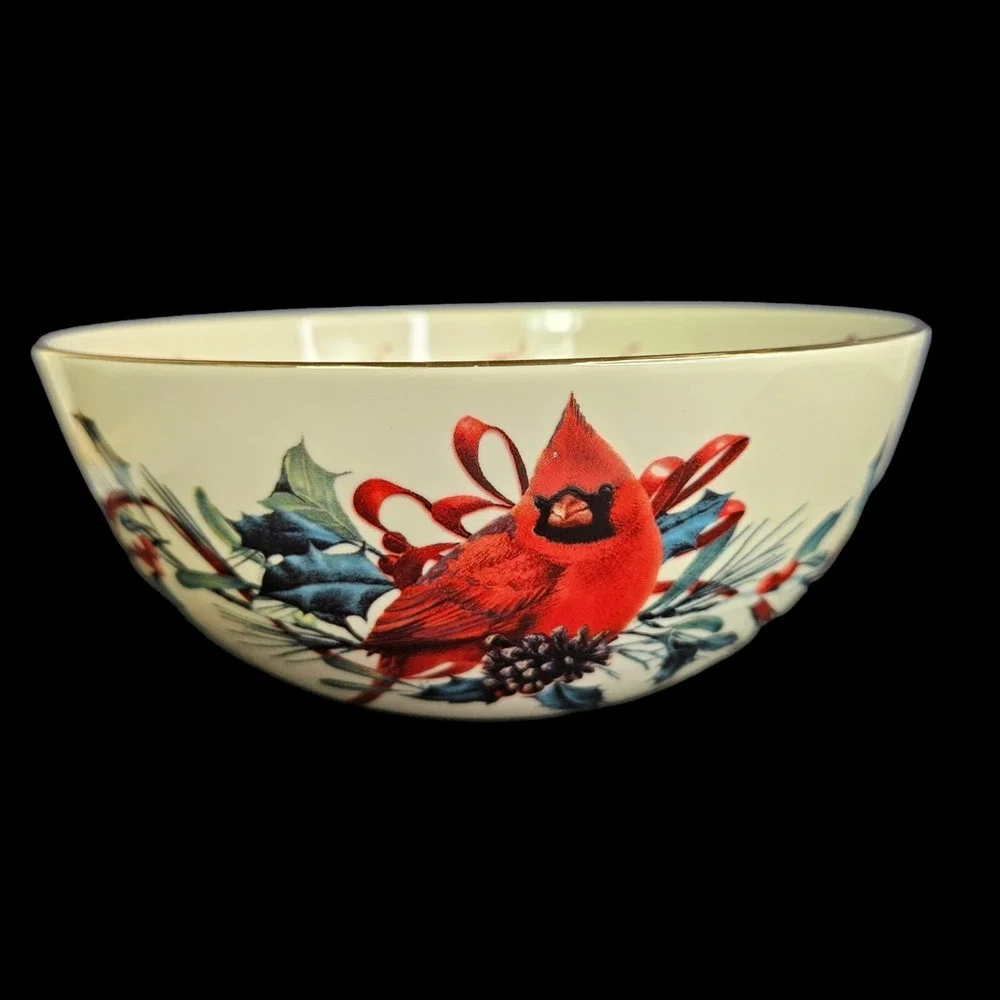 Lenox Winter Greetings Serving Bowl Sentiment Home is Where Round McClung Box